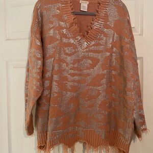 Main Strip V-Neck Sweater in Orange and Silver size L EUC